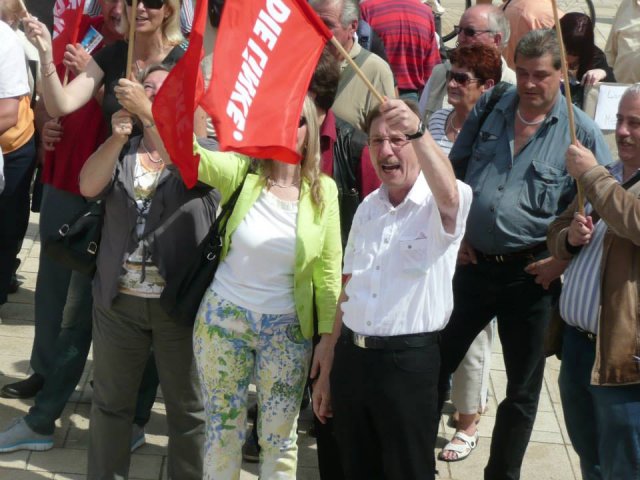 02. Juli 2013 Demo und Stadtratsitzung